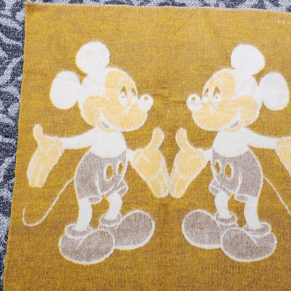 Afshartex Mickey Mouse Blanket Vintage Wool Throw Decor Kids Room 52x38‎